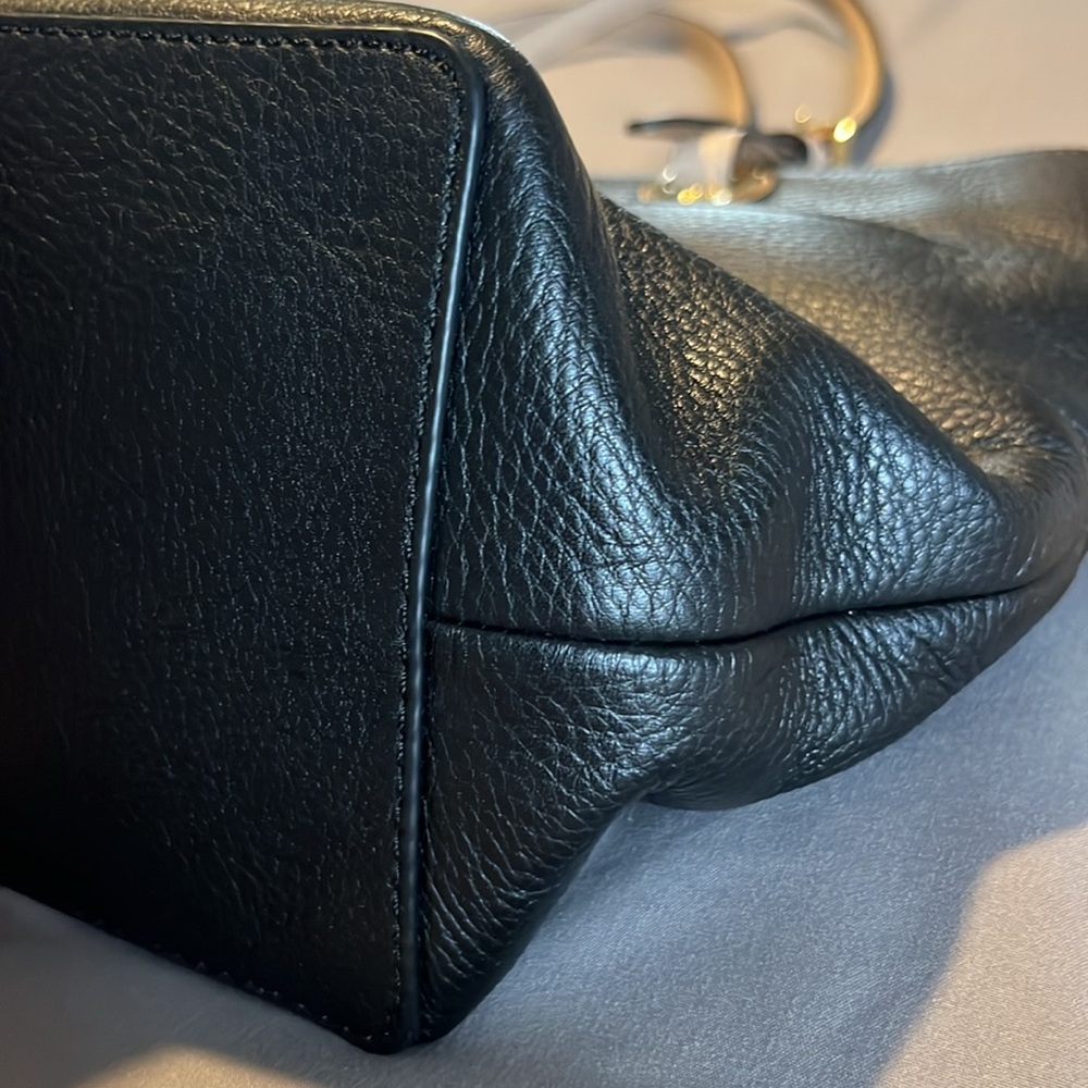 Michael Kors Bedford Medium Pebbled Leather Black Tote - Picture 6 of 10